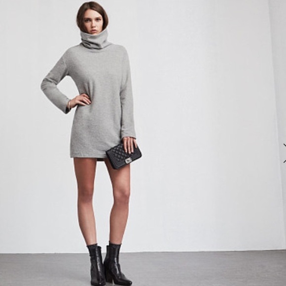 BLACK Reformation oversized turtleneck sweatshirt